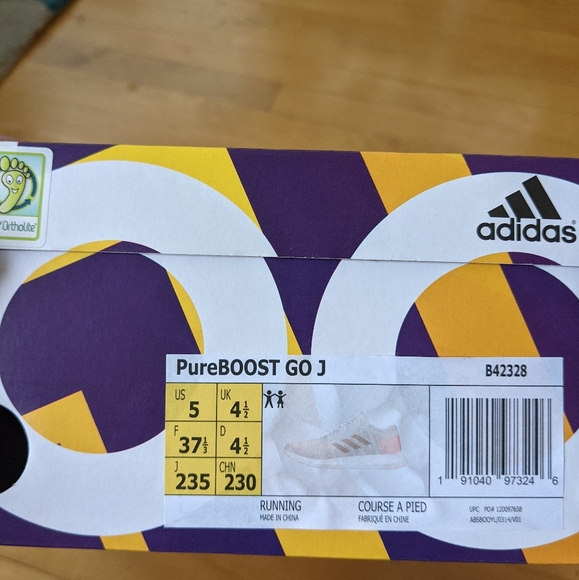 Adidas Pureboost Go J Running Shoes Size 5Y (W6) - Picture 6 of 6